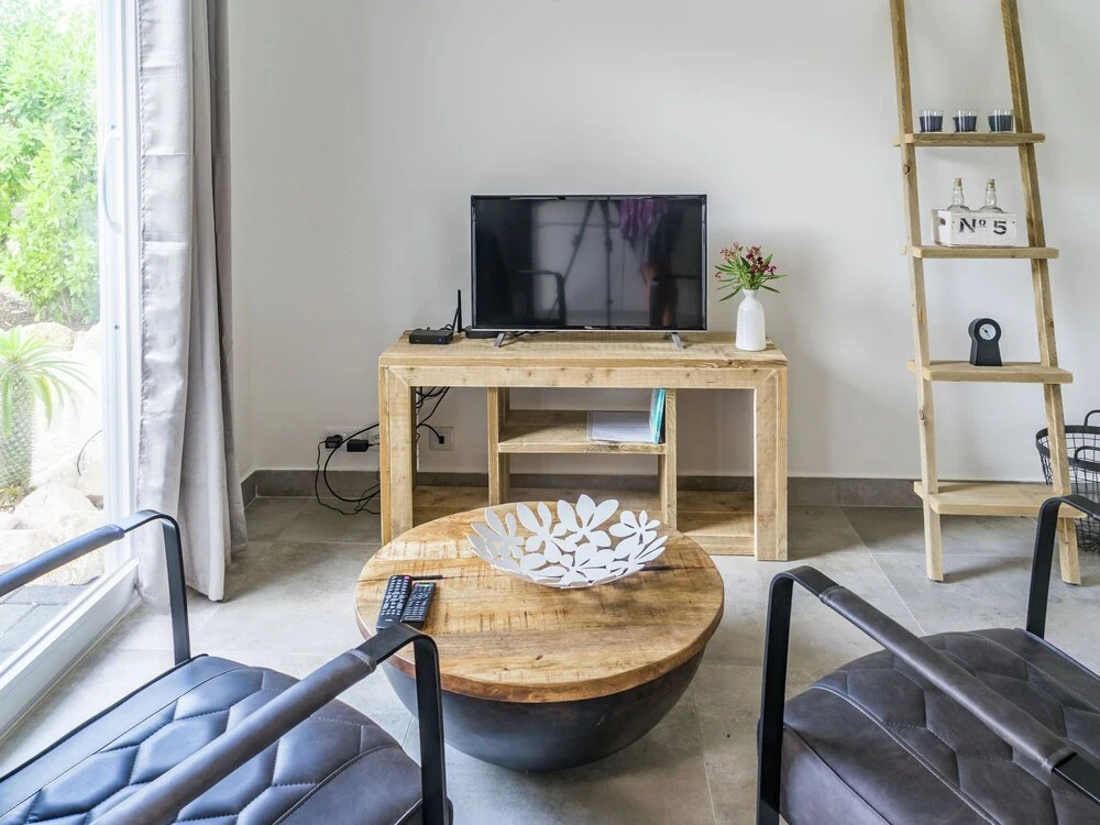 Luxurious Furnished Apartment Within Walking Distance of the Beach Curacao