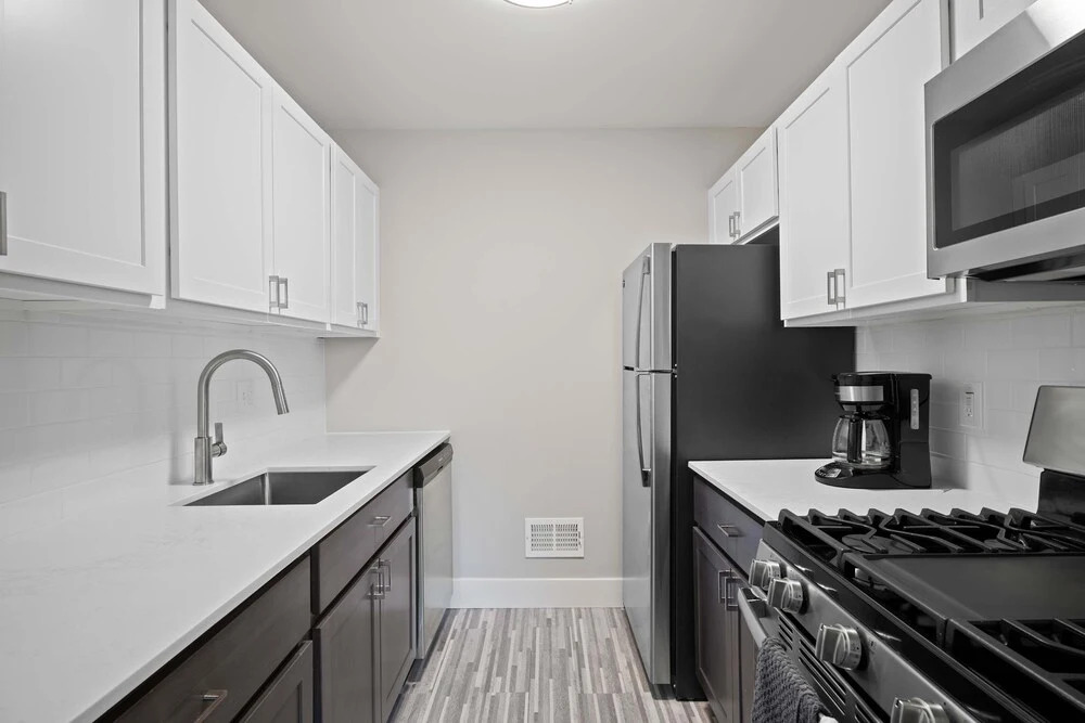 Comfortable 2BR 2BA Home Away From Home