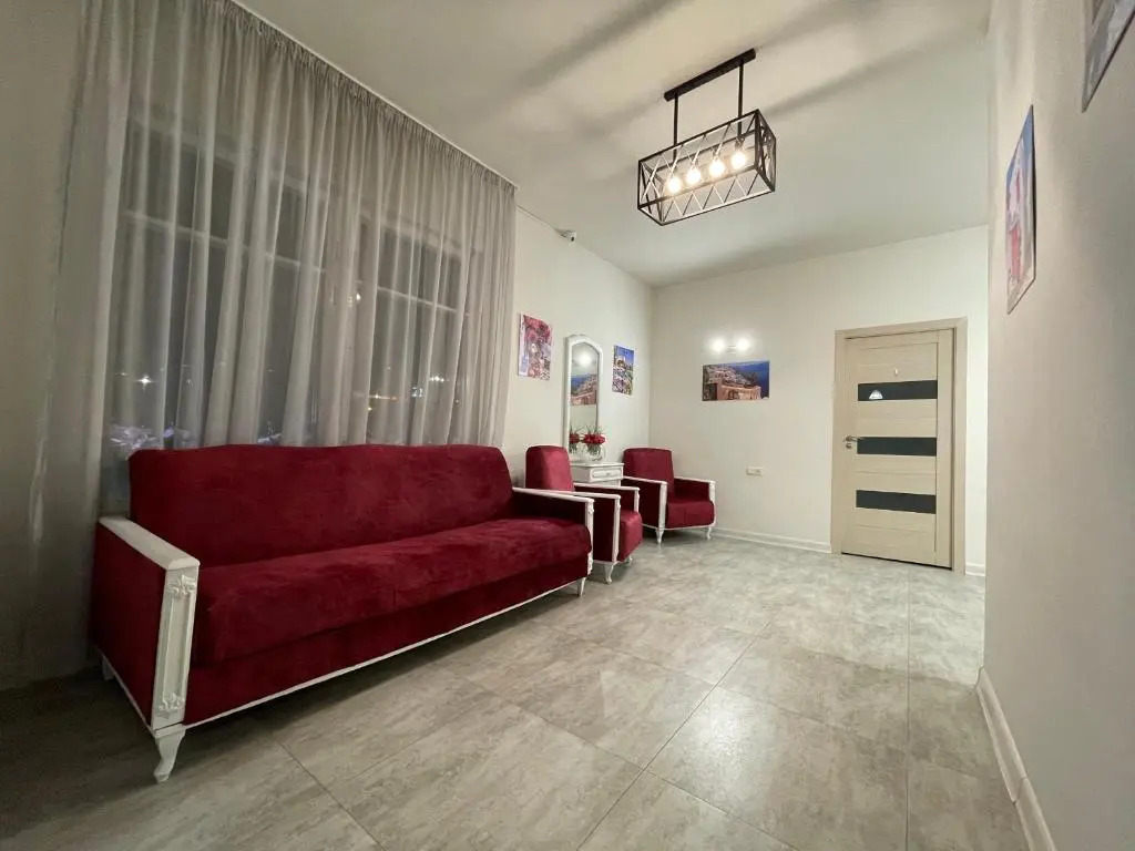 Santorini Hotel & Hostel