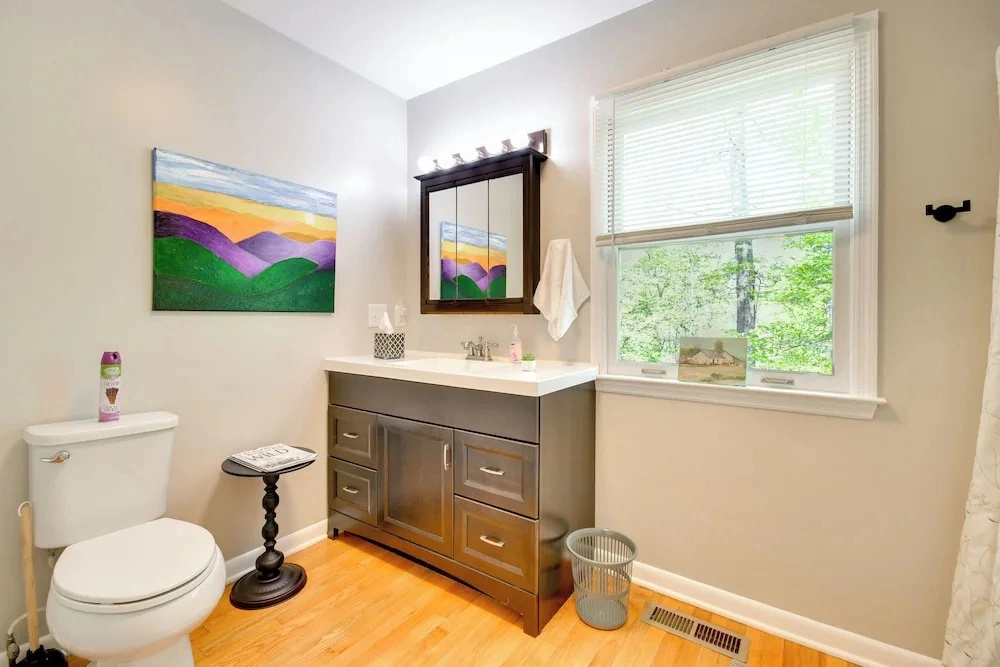 Near Horse Shows & Events! Blissful Tryon Cottage