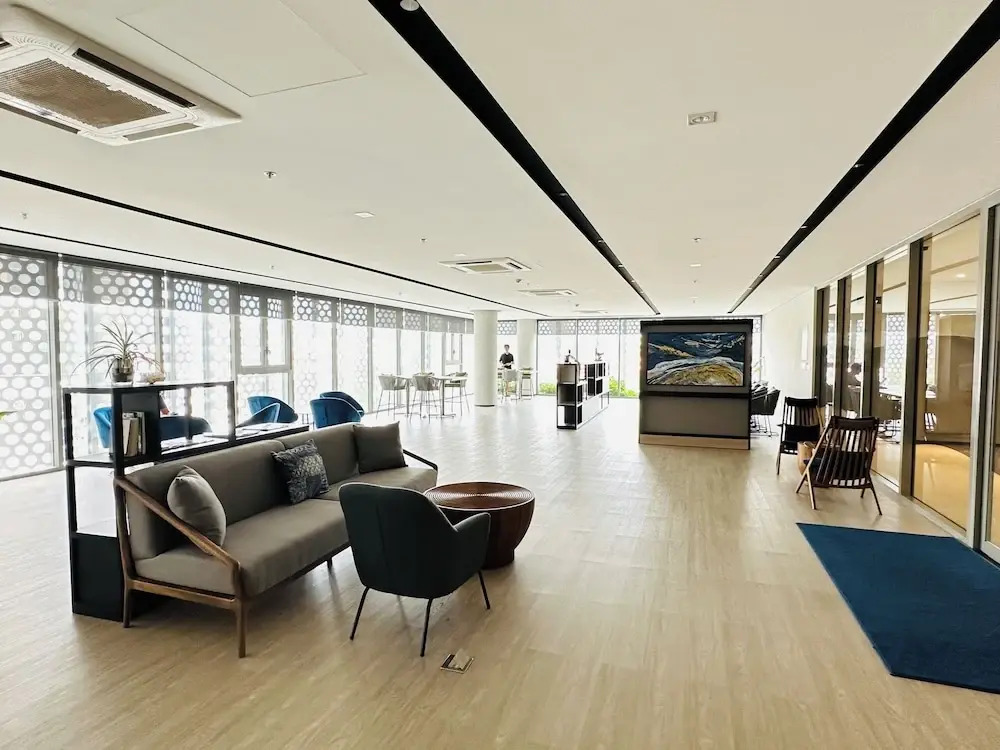 LUX CONDOTEL - The Song Vung Tau