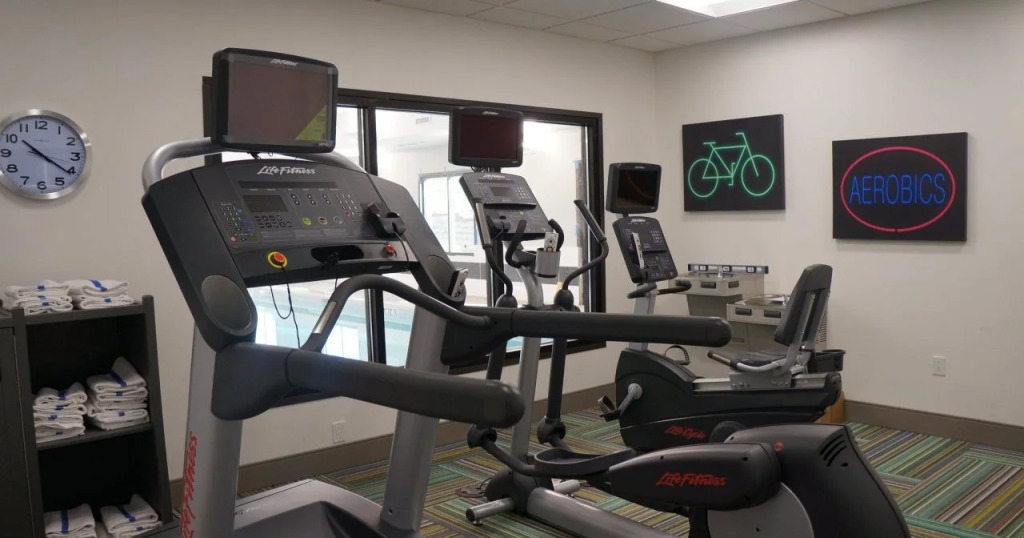 Holiday Inn Express & Suites Shippensburg by IHG