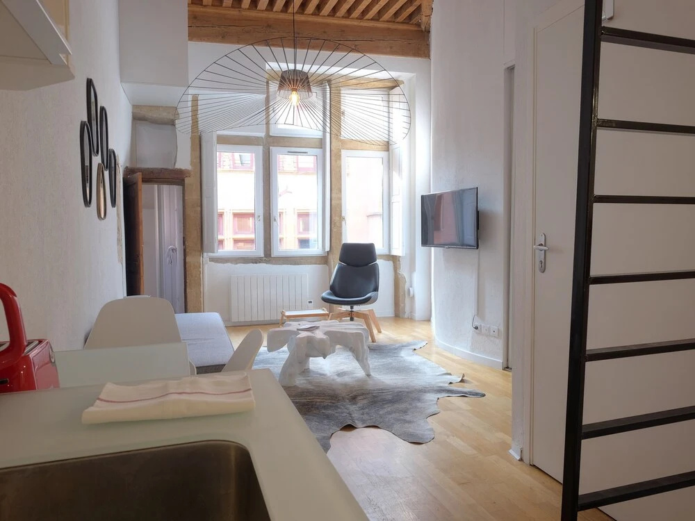Honorê - Hôtel Pour Nomades Rêveurs - 58 Mercière