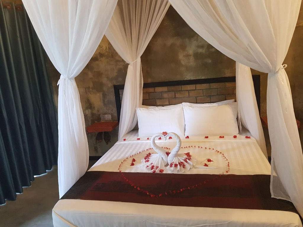 Koh Rong Hill Beach Resort