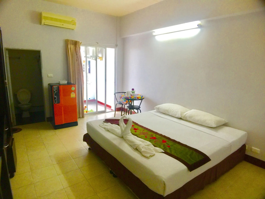 Ekkamon Apartment