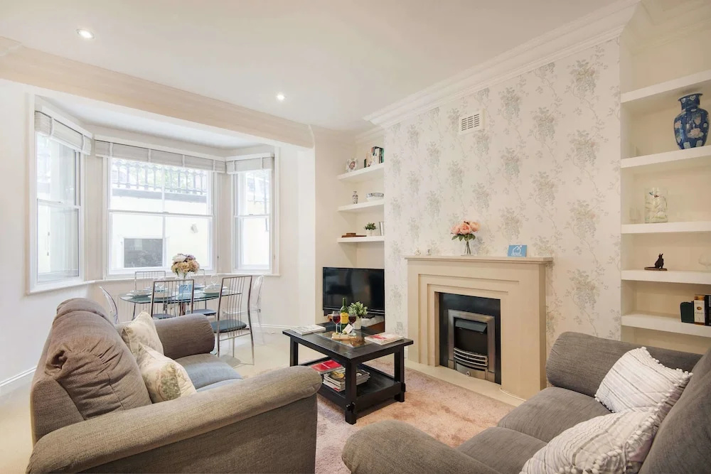 The Earl's Court Square Residence - RNCN
