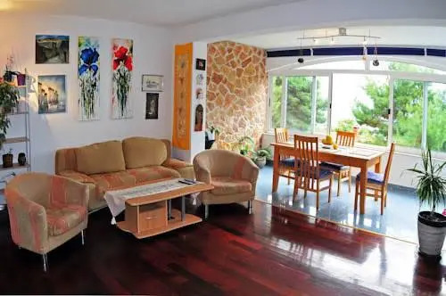 Apartments Gilve