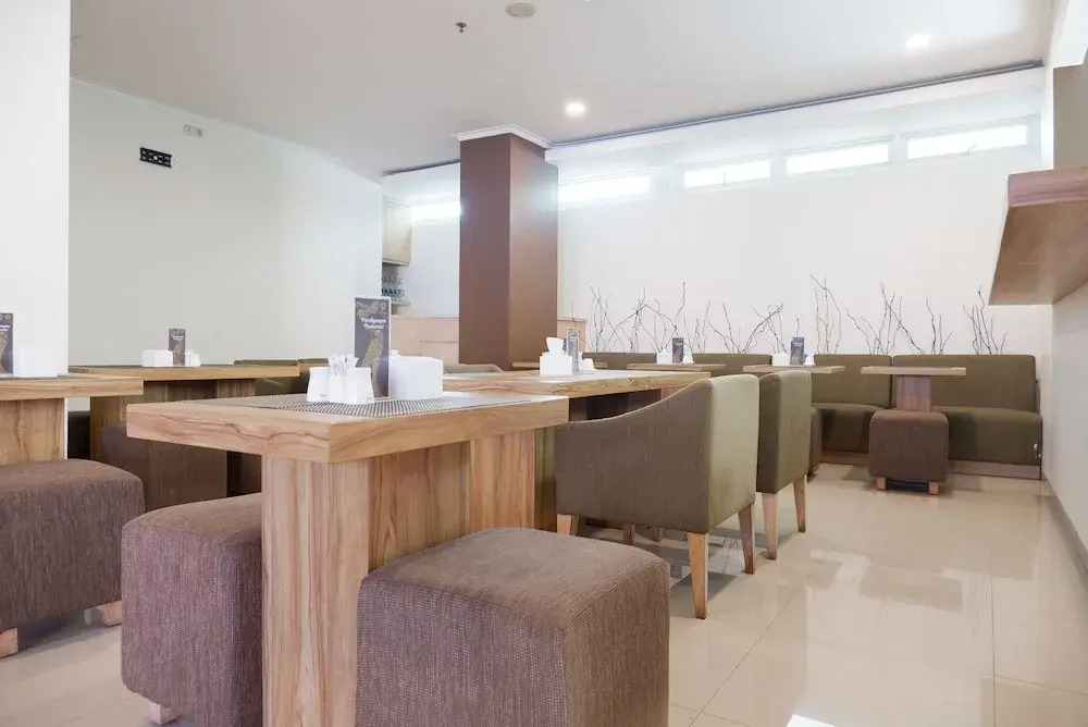Point C Hotel