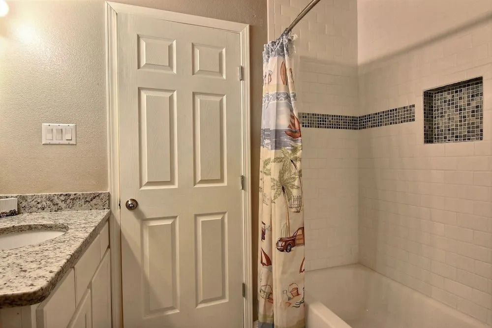 Beach Please Sh201 2 Bedrooms 2 Bathrooms Condo