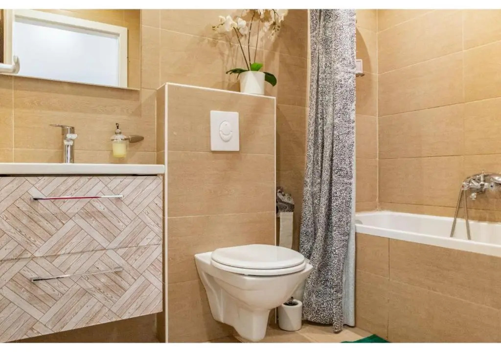 Sleek Studio Apt - Suitable for Longstays