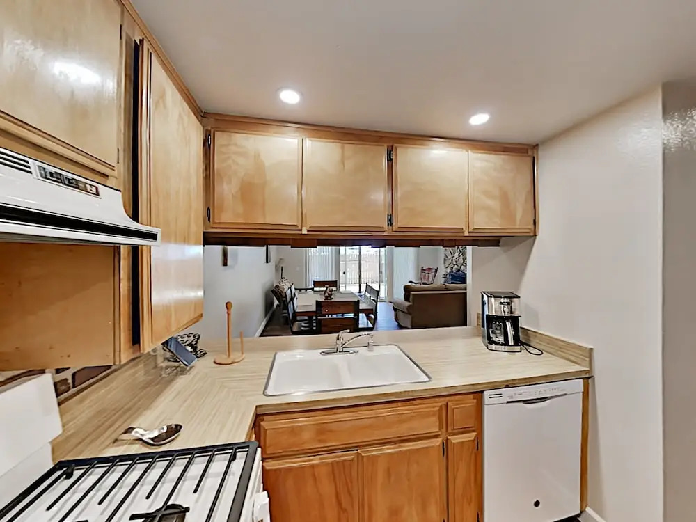 4178abcd 8 Bedroom Duplex