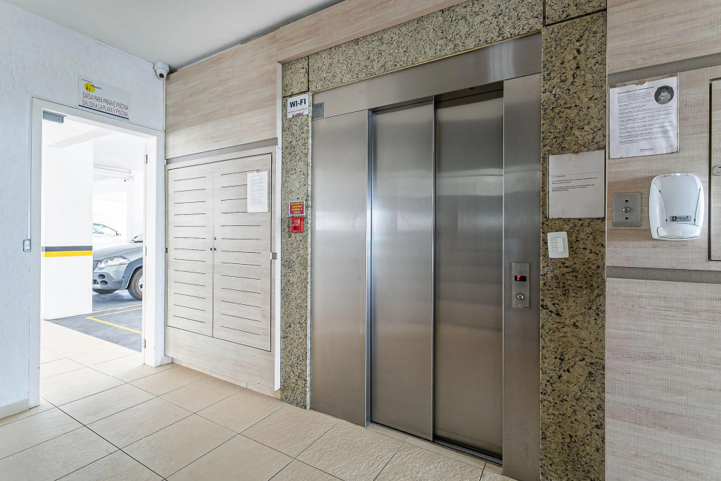 Apto em Condominio pe na Areia, c/ Piscina Mhr308