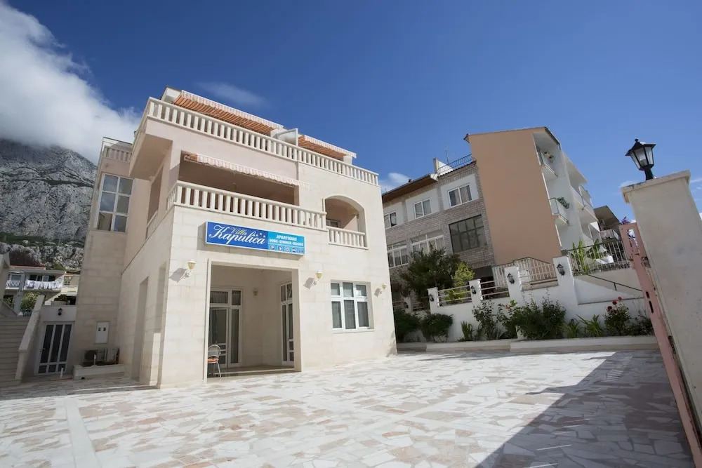 Apartments and Rooms Kapulica