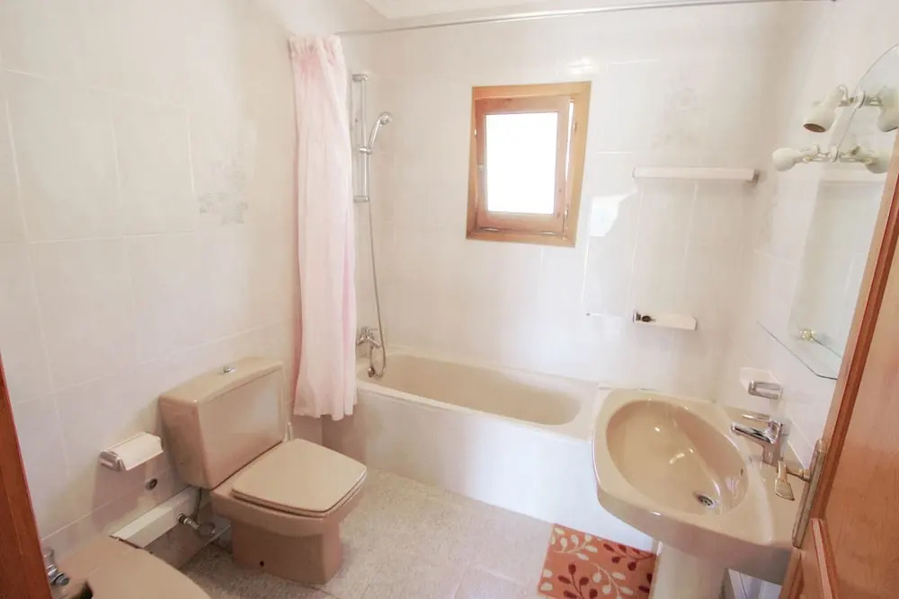 Finca Alhambra - spacious and characterful property in Benissa
