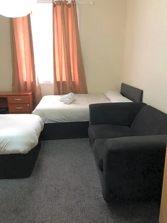 Renfrew rooms at City Centre