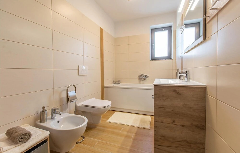 Beautiful Home in Divaca With Wifi and 3 Bedrooms