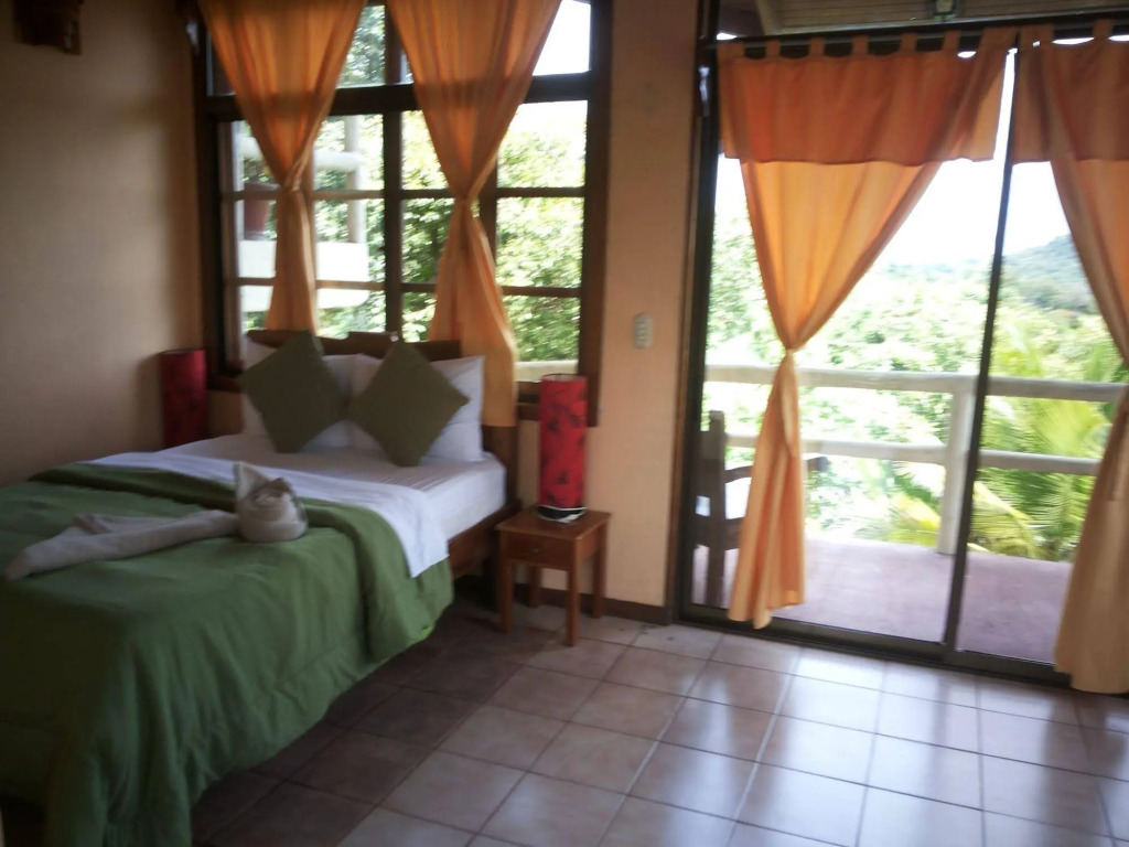 Hotel La Colina