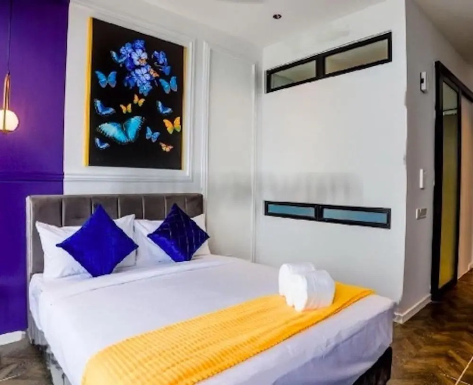Scarletz Suites KLCC by KLIQ