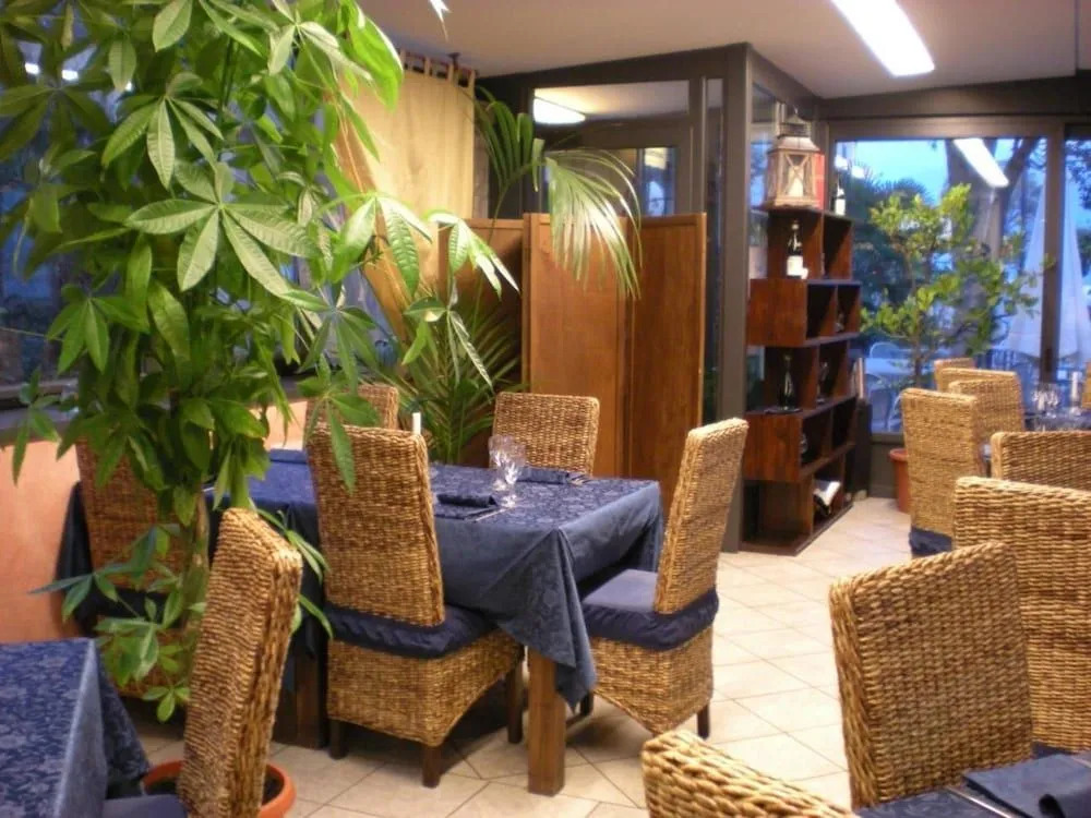 Hotel Ristorante Azalea