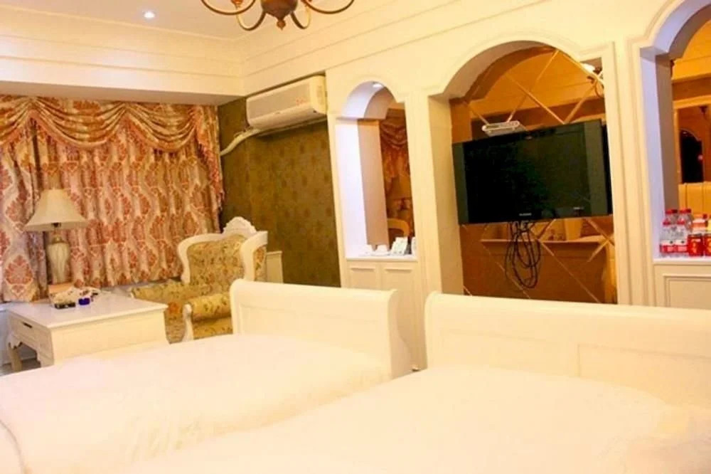 Golf Hotel