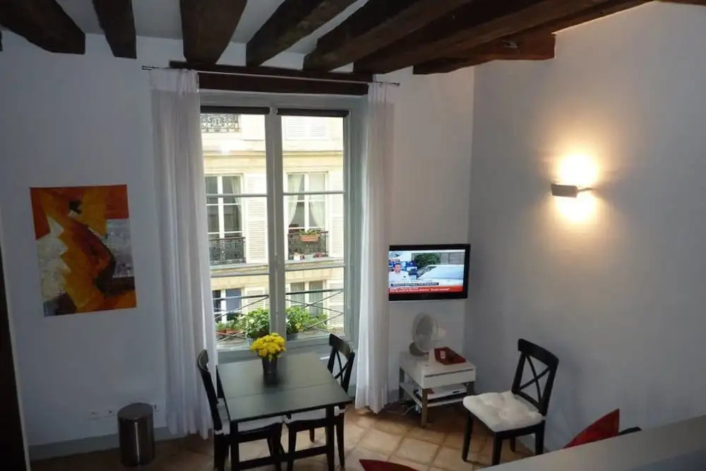 Moliere Studio - Heart of Paris