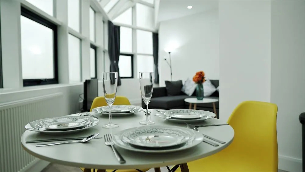 Sapphire House Apartments
