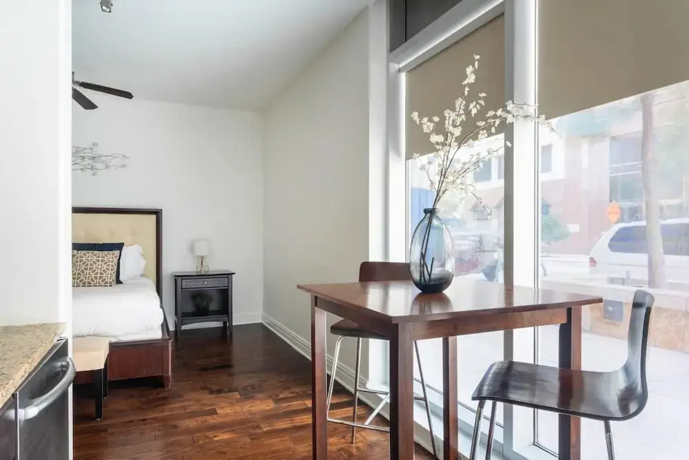 Austin Awesome Studio Apartment