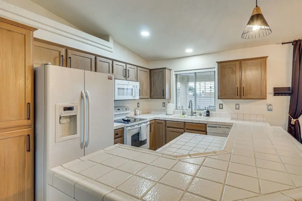 Desert Breeze Retreat Near All of Lake Havasu