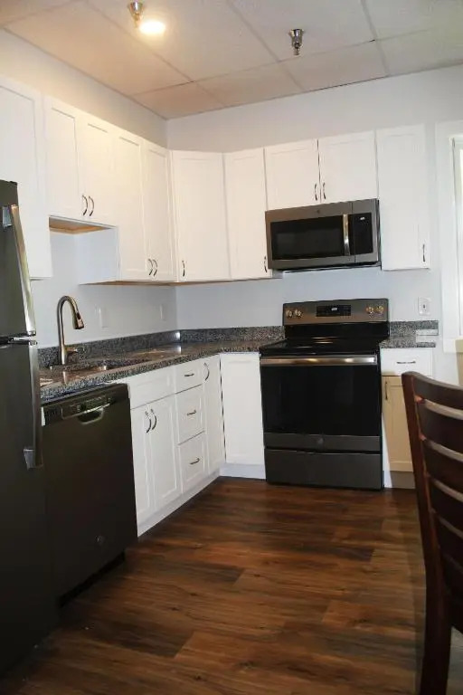 Highridge Suite