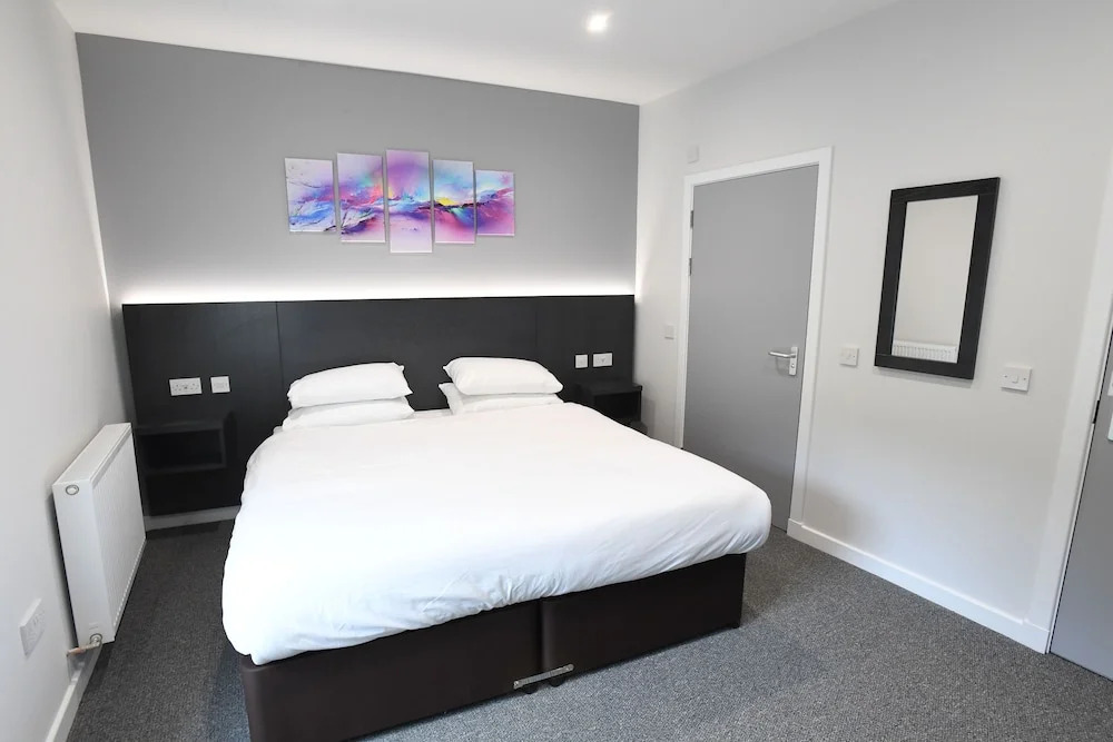 Rooms At The Railway