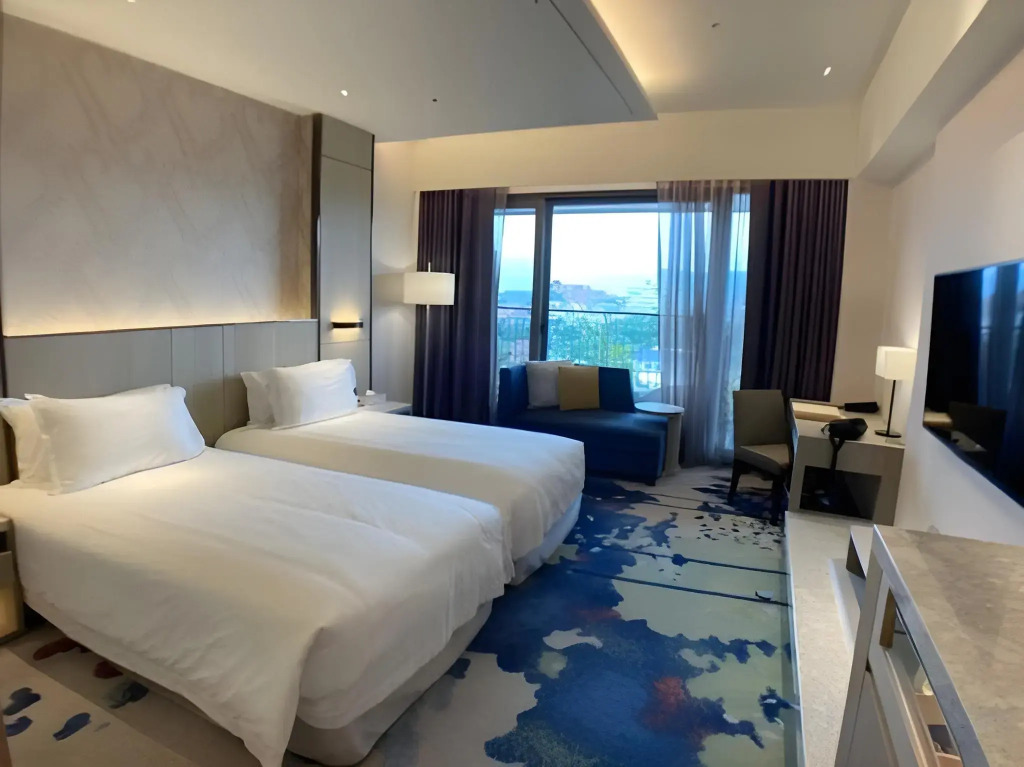 Fame Hall Garden Hotel