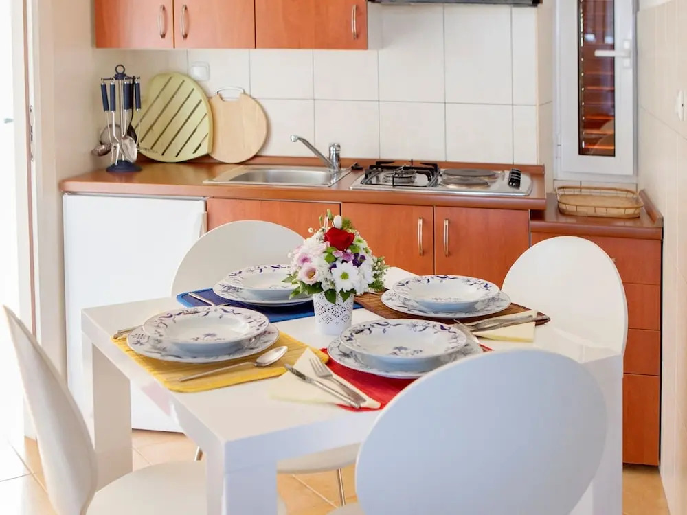 Apartment in Okrug Donji for 4 Person