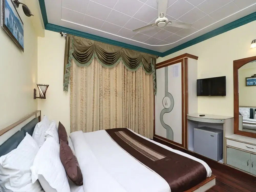 Collection O 1385 Hotel Dream Palace