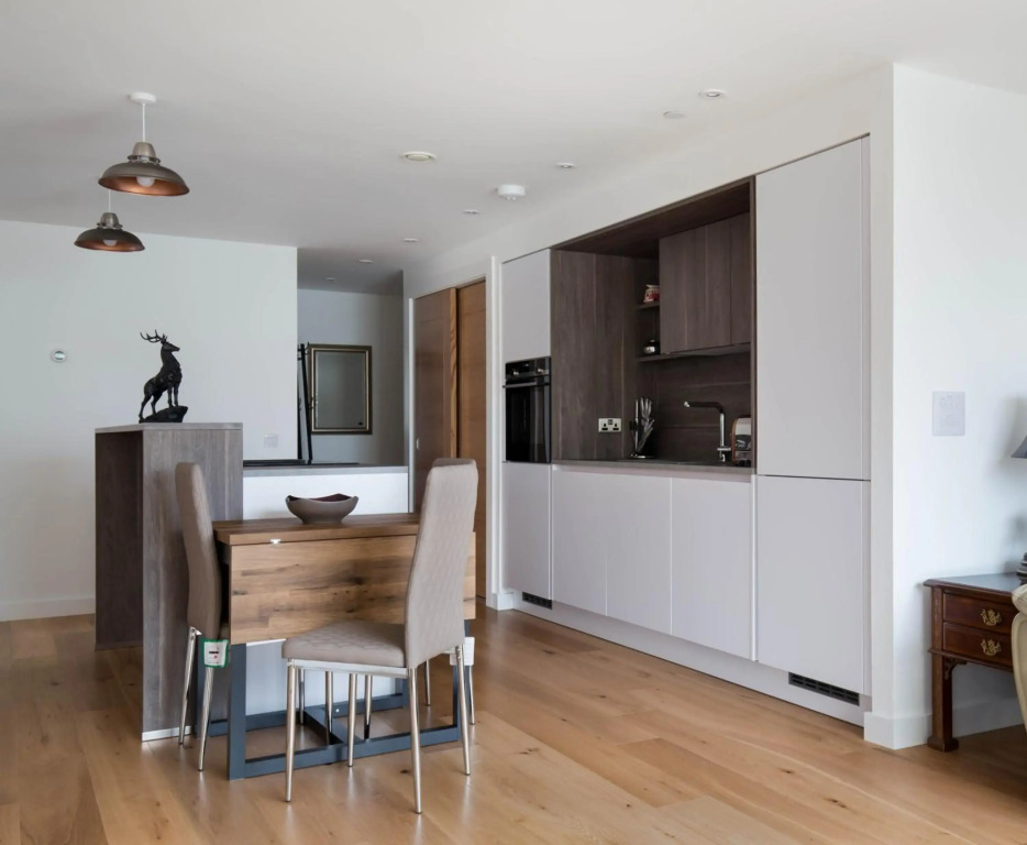 No. 5 Warriston, Canonmills Luxury Apartment