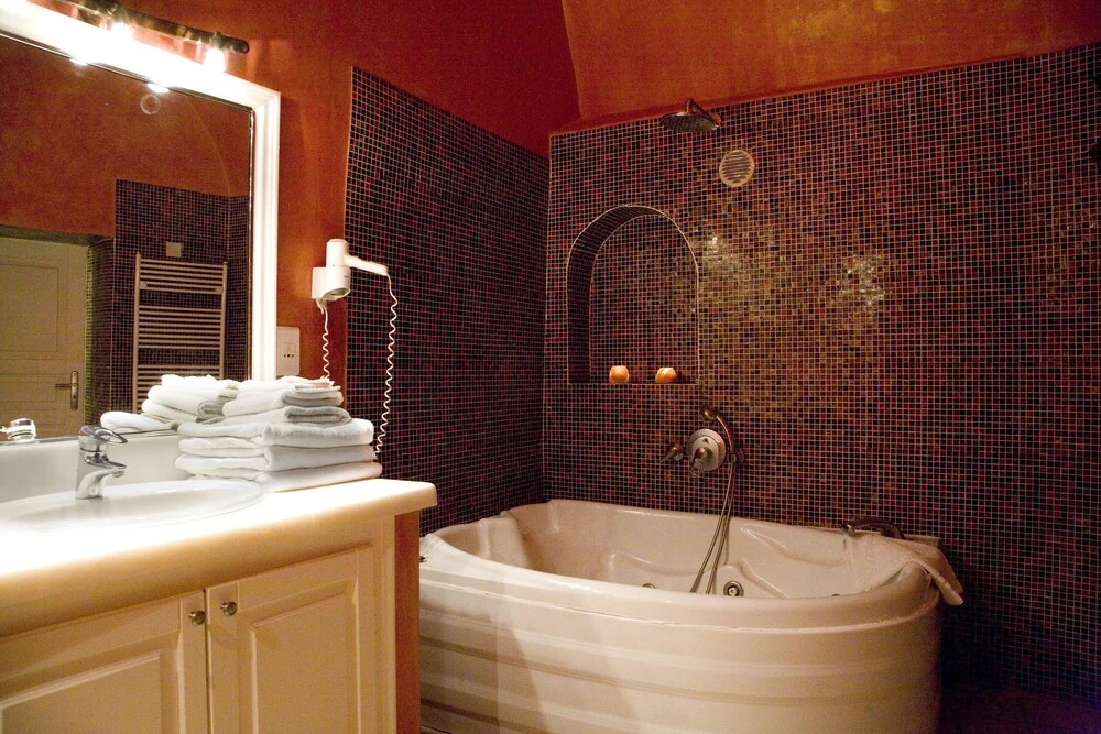 Asha Luxury Suites