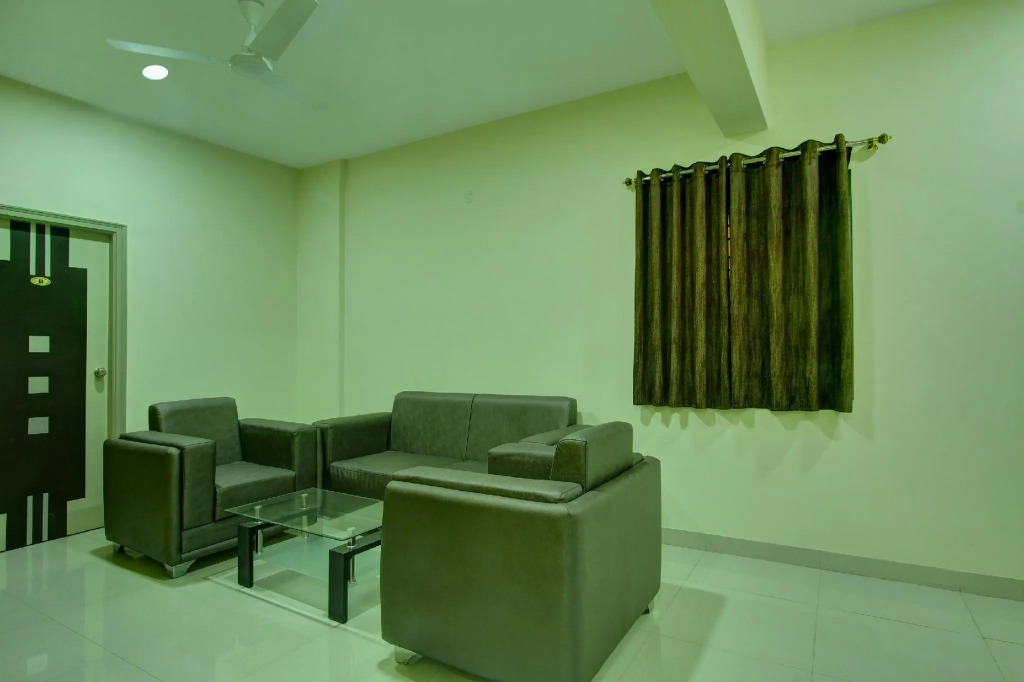 OYO 9946 CKB Apartment