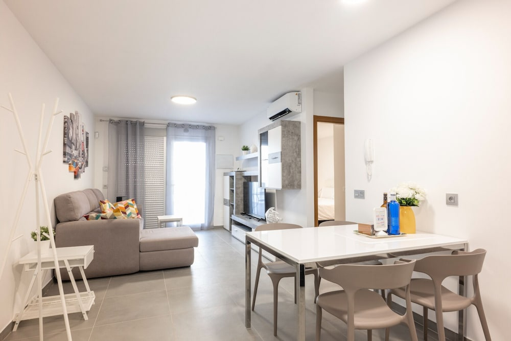Luminoso Apartamento en La Tejita