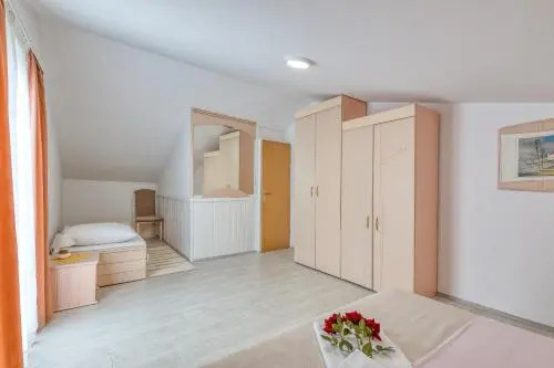 Apartments Slavica