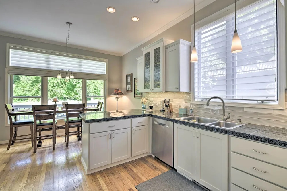Modern Dalton Ranch Golf Club Home w/ Mtn View