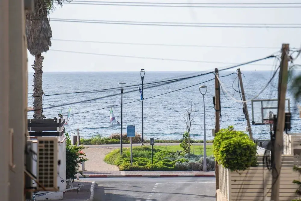 Supreme 4BR Villa With Garden & Sea View