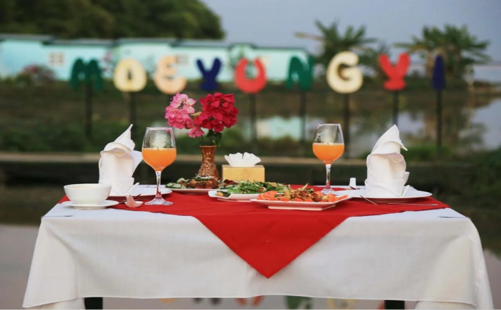 Moe Yun Gyi Resort