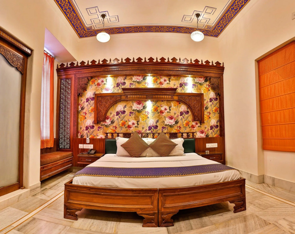 Hotel Om Palace