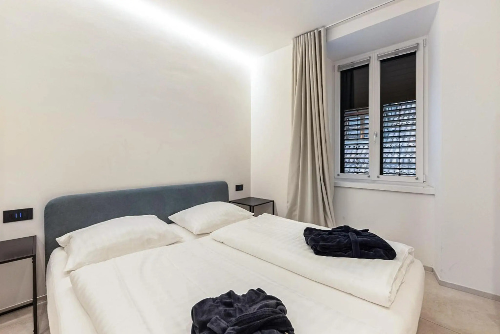 App 5 Palazzo Cavour