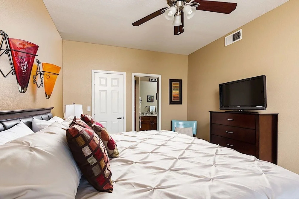 Desert Willow Walk Condo 2BR by Casago