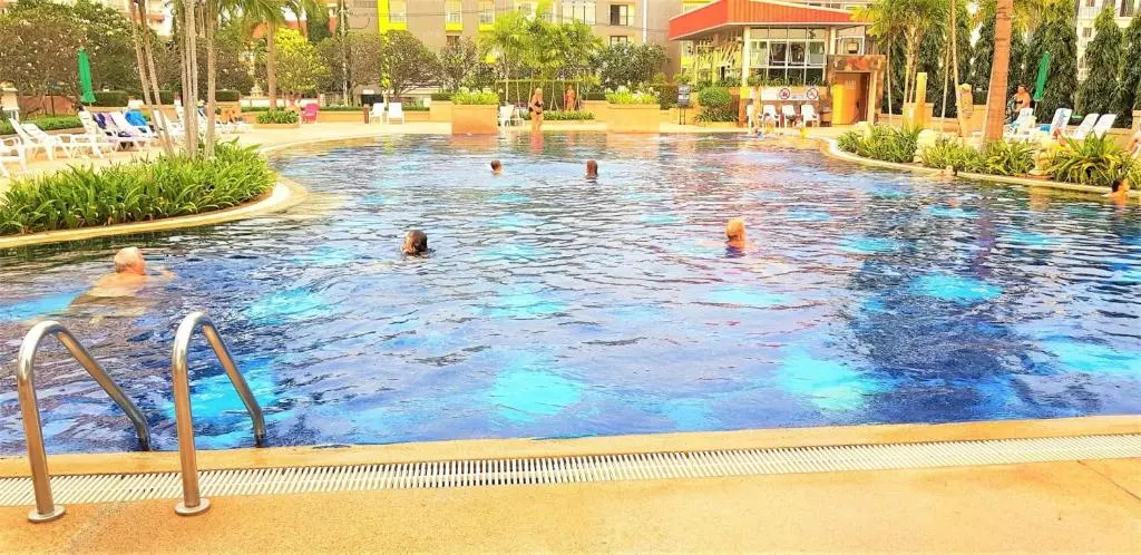 Jomtien Beach Condo - Studio Close to the Beach