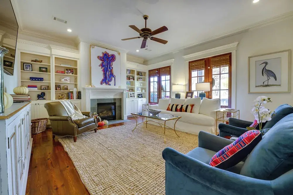 Large, Elegant Home u003c 2 Miles to Ole Miss