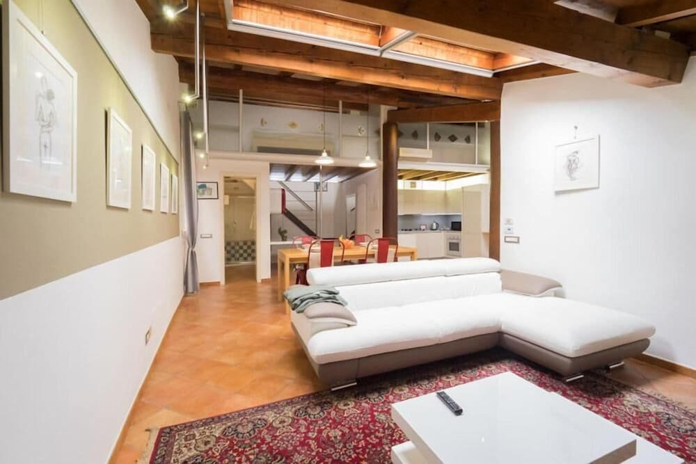 Alkimia Apartments