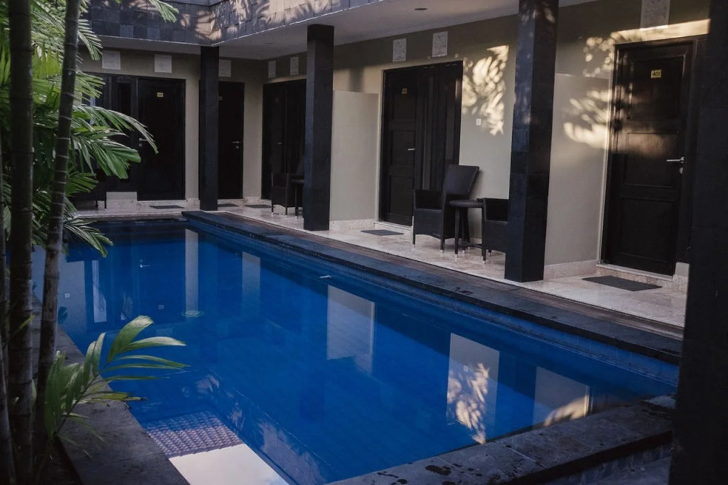 Andari Legian