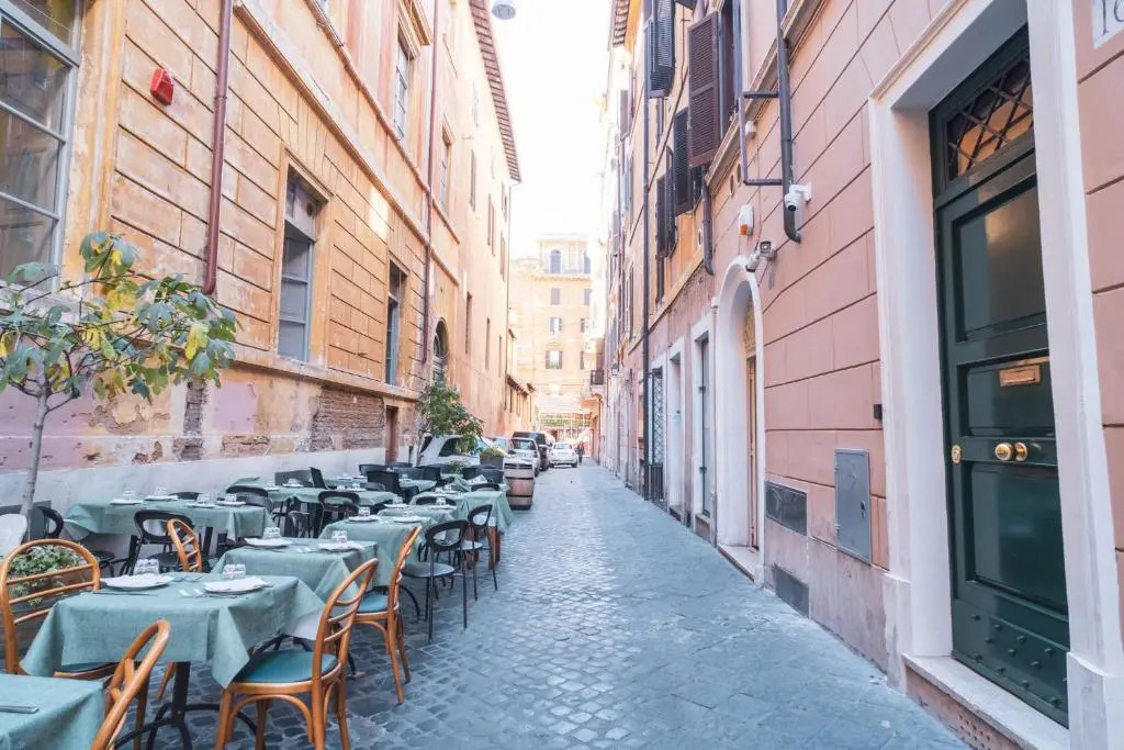 Heart of Rome Apartment