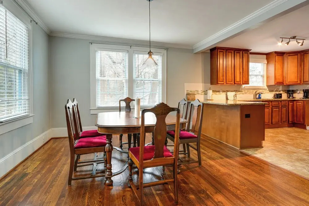 Great for Travel Nurses! Winston-salem Gem w/ Yard